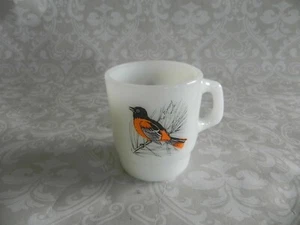 Anchor Hocking Baltimore Oriole Chickadee Mug/Cup Milk Glass Mug 8 Oz D Handle - Picture 1 of 7