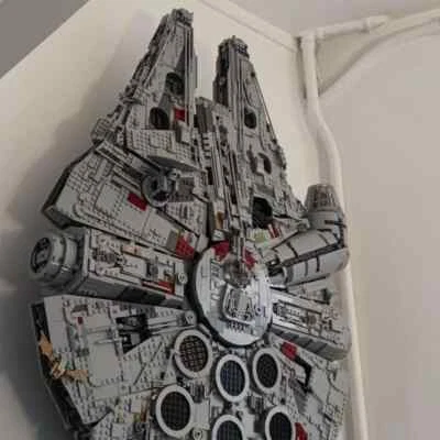 Wall Mount for  LEGO UCS Millennium Falcon 75192  - Image 1 of 4