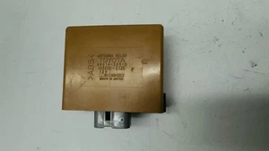96-02 Toyota 4Runner OEM Power Antenna Relay Control Module 85914-35010 - Picture 1 of 4