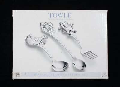 JUEGO DE ALIMENTACIÓN DE 3 PIEZAS PARA BEBÉ TOALLA RARO TEMA CANTERA PLATO PLATEADO NUEVO EN CAJA Foto 1 de 4