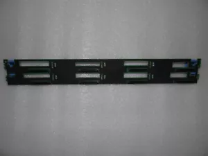 BACKPLANE SERVER DELL EMC POWEREDGE R7415 R740 R540 8 BAY LFF CP90M - Foto 1 di 2