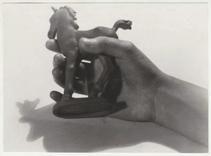 Foto de arte checo original de la década de 1940 estudio manual, naturaleza muerta - Imagen 1 de 2