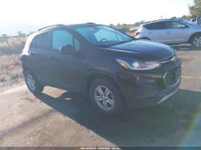 RED DECKLID TAILGATE 2013-2022 CHEVROLET TRAX Foto 1 de 4