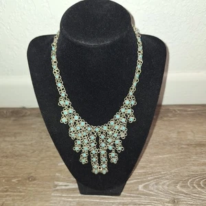 Vintage Estate  Mesh Faux Turquoise Bib Fashion Necklace See Description  - Picture 1 of 9