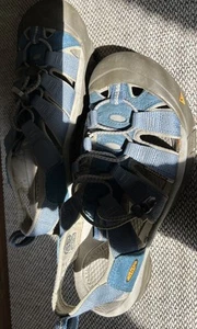Keen Women’s Shoes Size 10 Blue Waterproof Anatomic Footed Anti-Odor - Picture 1 of 11