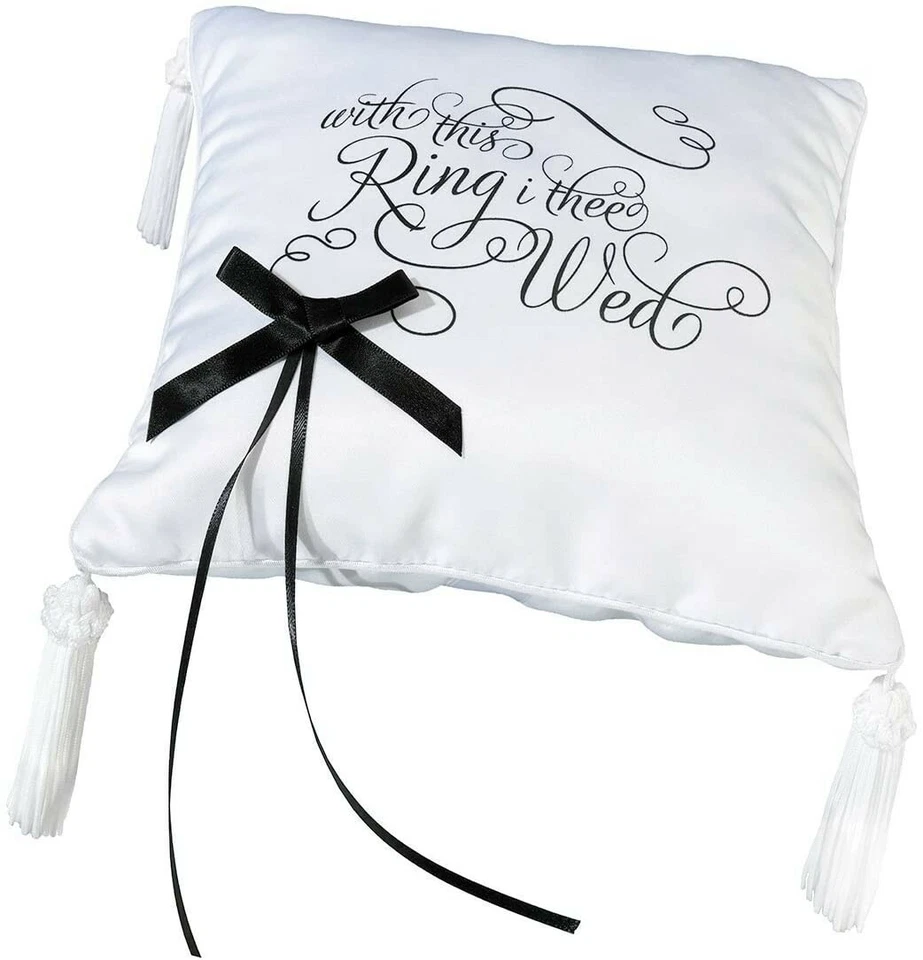 Almohada de boda de satén con portador de anillo blanco/negro Lillian Rose con este anillo 7,25" Foto 1 de 3