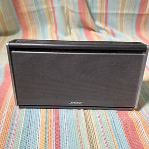 Bose 404600 SoundLink Bluetooth Wireless Mobiler Lautsprecher mit Kabel - Bild 1 von 9