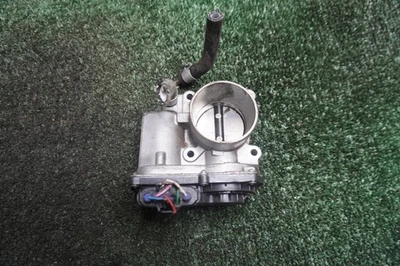 Nissan Versa 2017 2018 2019 carrocería del acelerador del motor de 1,6 L fabricante original 80 k millas 3AA5002 Foto 1 de 4