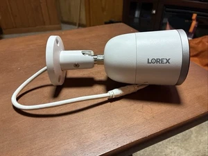 LOREX E892AB-Z 4K Ultra HD Smart Deterrence IP Camera Only. - Picture 1 of 5