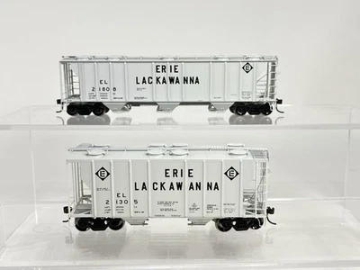 Athearn HO 2x Erie Lackawanna Covered Hoppers #21305 & #21808 - Image 1 of 4