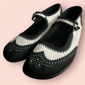 Zapato plano Hot Chocolate Designs Chocolaticas Havana Mary Jane negro blanco talla 10 - Imagen 1 de 6