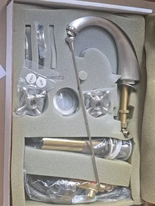 Newport Messing 890/15S Alveston breite Toilettenarmatur Satin Nickel - Bild 1 von 14