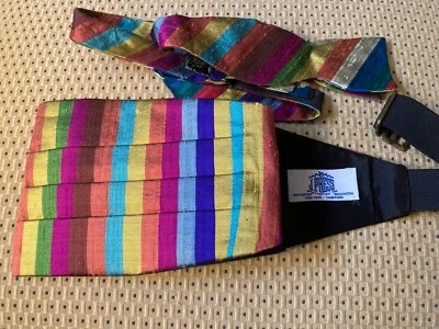 Perfect Holiday J PRESS Multi-Color Finest Silk Cummerbund & Formal Bow Tie Pre - Image 1 of 4