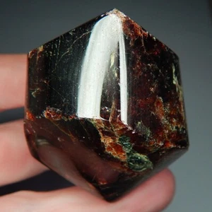 HUGE 447ct Red Garnet Gemstone Natural Earth Mined Unheated Polished Crystal - Picture 1 of 9