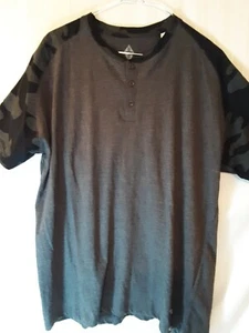 +Swiss Cross Men's Raglan Henley T-Shirt camo sleeves black shirt NWT med Nice! - Picture 1 of 7