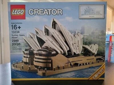 LEGO Creator Expert: Sydney Opera House (10234) - NISB (minor damage to box) - Image 1 of 3