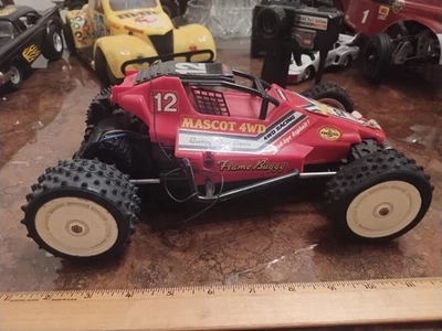 Vintage - Used- NIKKO MASCOT 4WD Frame Buggy RC Car 1987 1/14 Scale RED & Remote - Image 1 of 4
