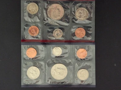 1994 U.S. Mint P&D Uncirculated Coin Set – Original Gov’t Packaging + COA - Image 1 of 4