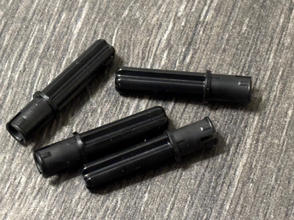 Lego 18651 Technic Axle Pin 3L Ridges & 2L Axle Pack of 4 - Image 1 of 1