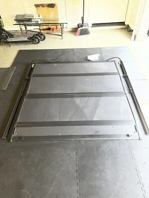 Ford F150 2018 cubierta de platón 5,5 Foto 1 de 2