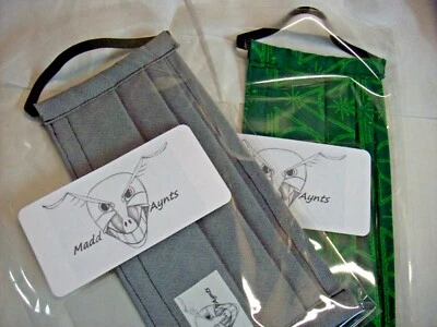 Dos máscaras faciales de Halloween Harry Potter Navidad y gris marca de agua plisada comodidad Foto 1 de 4