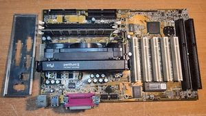 ECS P6BX-A+ rev1.2 motherboard - Pentium II 350MHz + 128MB Ram - Picture 1 of 12