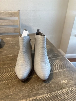 Mia Lina短靴灰色7.5女式短靴 — 第 1/4 张图片