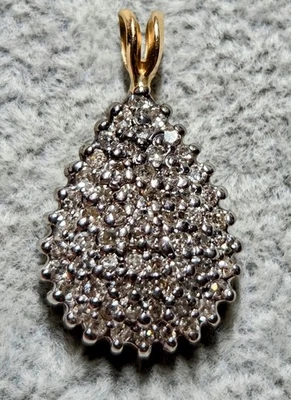 14K Yellow Gold Multi Diamond Star Cluster Pendant 2.24g Excellent Condition  - Image 1 of 4