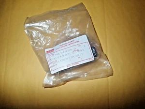 OEM 1988-1997 Isuzu Rodeo Pickup Honda Generator Brush Bushing Holder 8970749350 - Picture 1 of 5