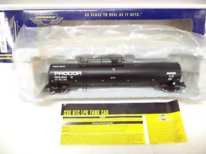 Athearn Genesis Ho G68427, UTC 33K LPG Tank car, Procor 32144 - Picture 1 of 3