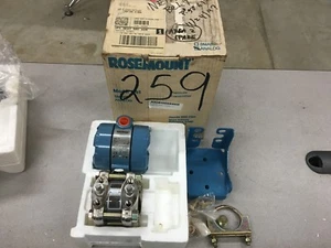 NEW IN BOX ROSEMOUNT 1151 PRESSURE TRANSMITTER 1151DP3E52B1 - Picture 1 of 6