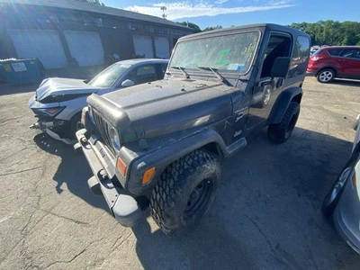 Used Windshield Wiper Motor fits: 1999 Jeep Wrangler  Grade A - Image 1 of 4