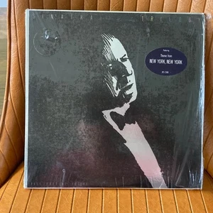 FRANK SINATRA PAST PRESENT SHRINK HYPE STICKER FIRST PRESS VINYL LP RECORD ALBUM - Picture 1 of 11