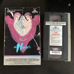 The Hunger VHS Rare 1983 Big Box cult/horror MGM/UA VHS cassette David Bowie - Picture 1 of 5