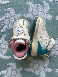 Nike Air Jordan Fusion 6 Girls Leather Shoes Size 3C White Pink Turquoise