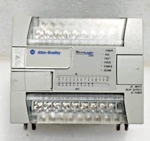 ALLEN BRADLEY 1762-L24BWA MICROLOGIX 1200 PLC - Picture 1 of 8