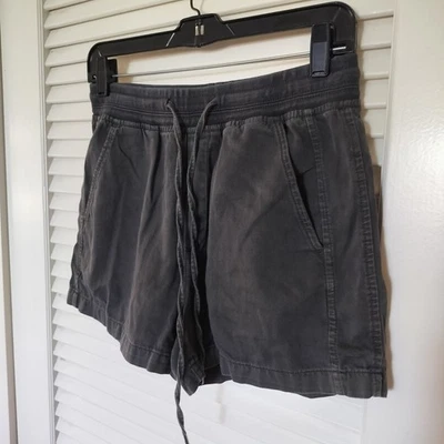 Gap Women's Charcoal Gray Cotton Shorts, Size XS  Pockets Drawstring - Image 1 of 4