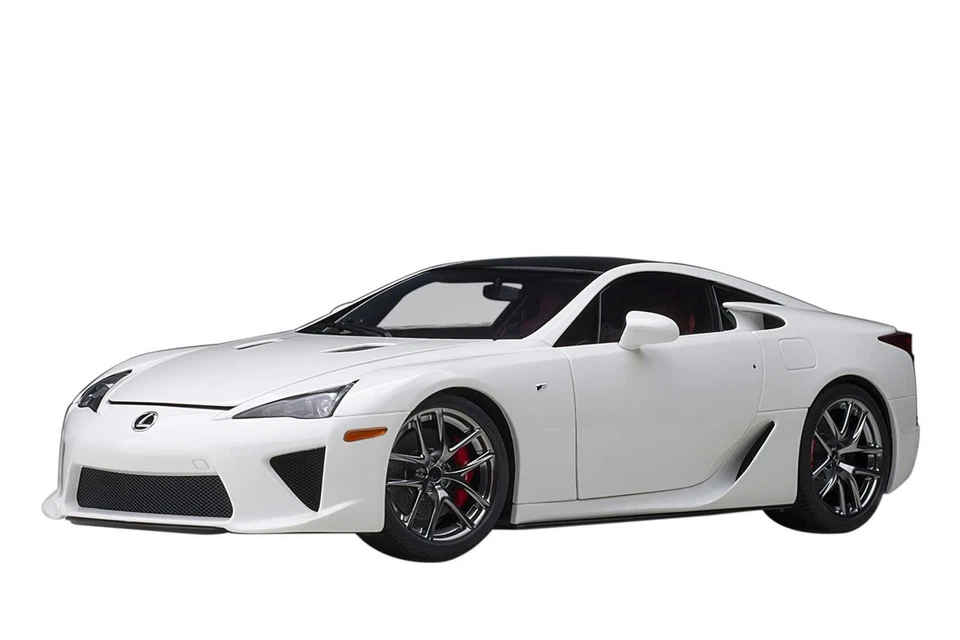Autoart Lexus LFA Whitest White Carbon Black 1/18 78851
