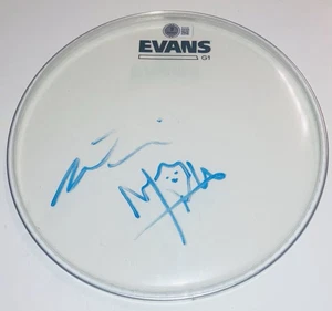 MAGDALENA BAY SIGNED HANDSIGNIERT 10” EVANS DRUMHEAD MICA MATTHEW BAS COA RAR! - Bild 1 von 2