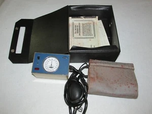Vtg NELKIN SPHYGMOMANOMETER~Japan~Damaged pump and cuff~In box~AS IS~Collectible - Picture 1 of 8