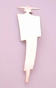 VINTAGE MODERNIST ART DECO STERLING SILVER PIN TALL WOMAN WITH HAT - SIGNED SU - Picture 1 of 5
