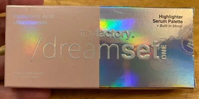 Toyfactory Dream Set One Highlighter Serum Palette + Built In Mirror Full Size - Image 1 of 4
