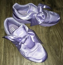 puma fenty purple shoes