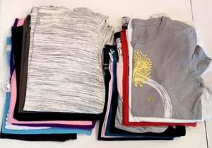 Womens T-Shirt Bulk LOT 16 Misc DIY Craft Cutter Upcycle Fat Quarter Knit Fabric - Picture 1 of 3