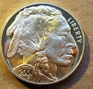 2001-P AMERICAN BUFFALO MODERN COMMEMORATIVEPROOF  SILVER DOLLAR. IN CAPSULE. - Picture 1 of 2