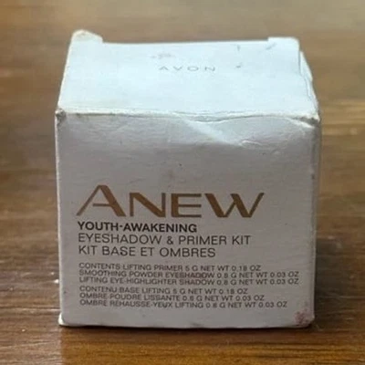 Anew Youth Awakening Eyeshadow And Primer Kit Sunset Pink BNIB - Image 1 of 2