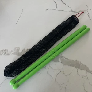 1 Paar Ripstix für POUND Rock Out Workout leichte Drumsticks mit Tragetasche - Bild 1 von 4