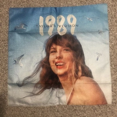Nova Fronha TAYLOR SWIFT 18” X 19” - 1989 Álbum Foto Lado Único - Imagem 1 de 4
