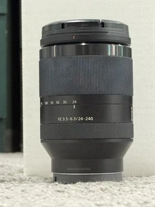 Sony FE 24-240mm F3.5-6.3 OSS Full-frame E-mount Telephoto Zoom Lens -Likely new - Picture 1 of 4