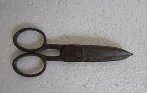 Tijera antigua de hierro artesanal forma única coleccionable - Imagen 1 de 9